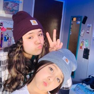 Meet your Posher, Helen